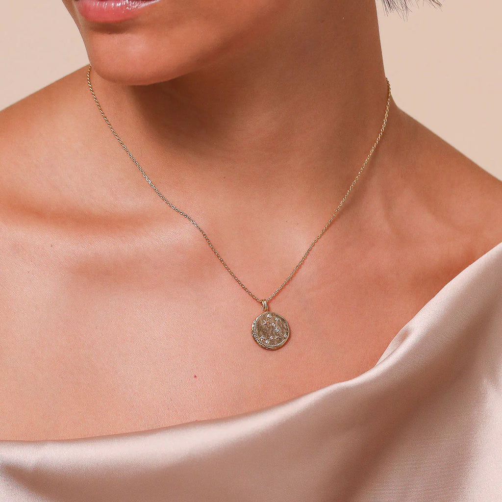 Pisces Zodiac Pendant Necklace in Gold